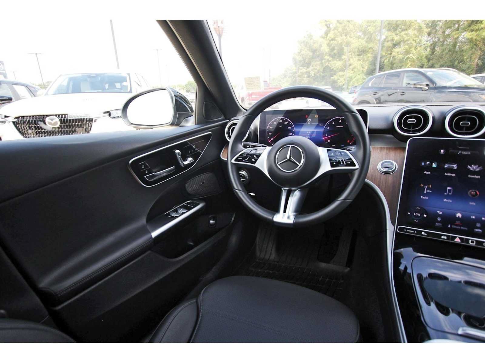 Used 2024 Mercedes-Benz C 300 Sedan image 6