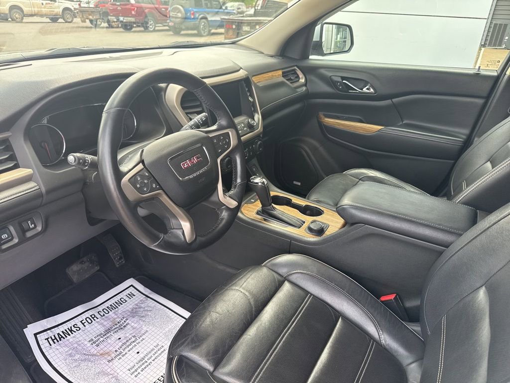 Used 2017 GMC Acadia Denali w/ Technology Package image 11