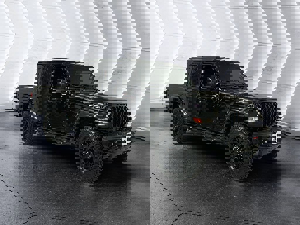 Used 2022 Jeep Gladiator Willys AWD/4WD image 1