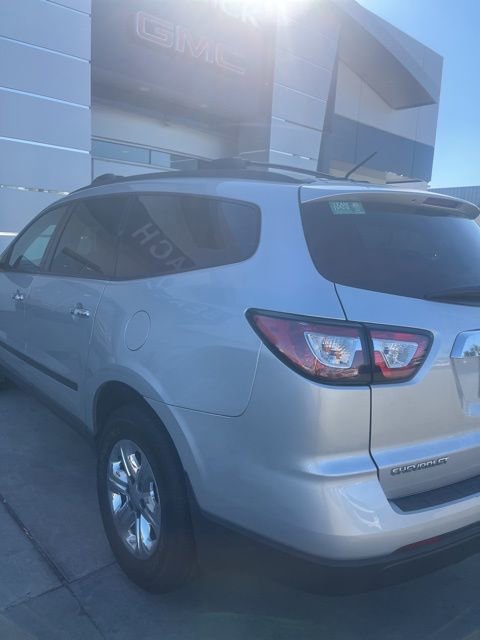 Used 2015 Chevrolet Traverse LS image 5