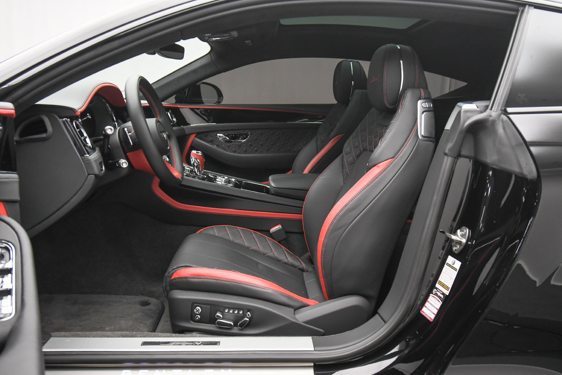Certified 2024 Bentley Continental GT Speed AWD/4WD image 20