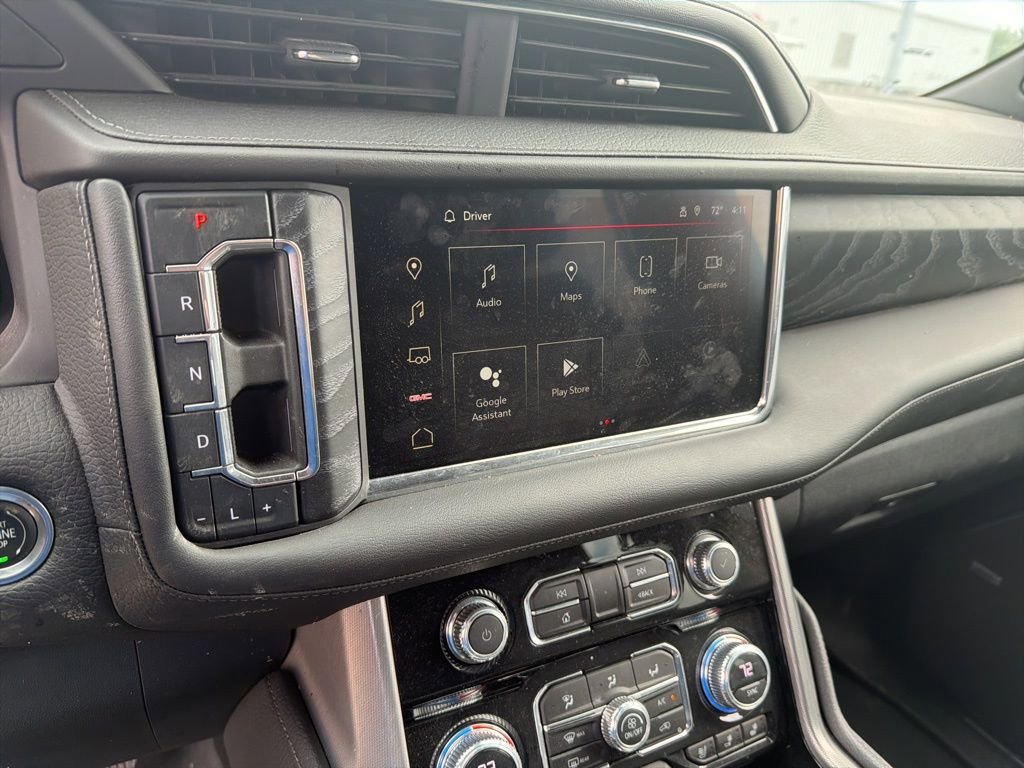 Used 2023 GMC Yukon XL Denali AWD/4WD image 4