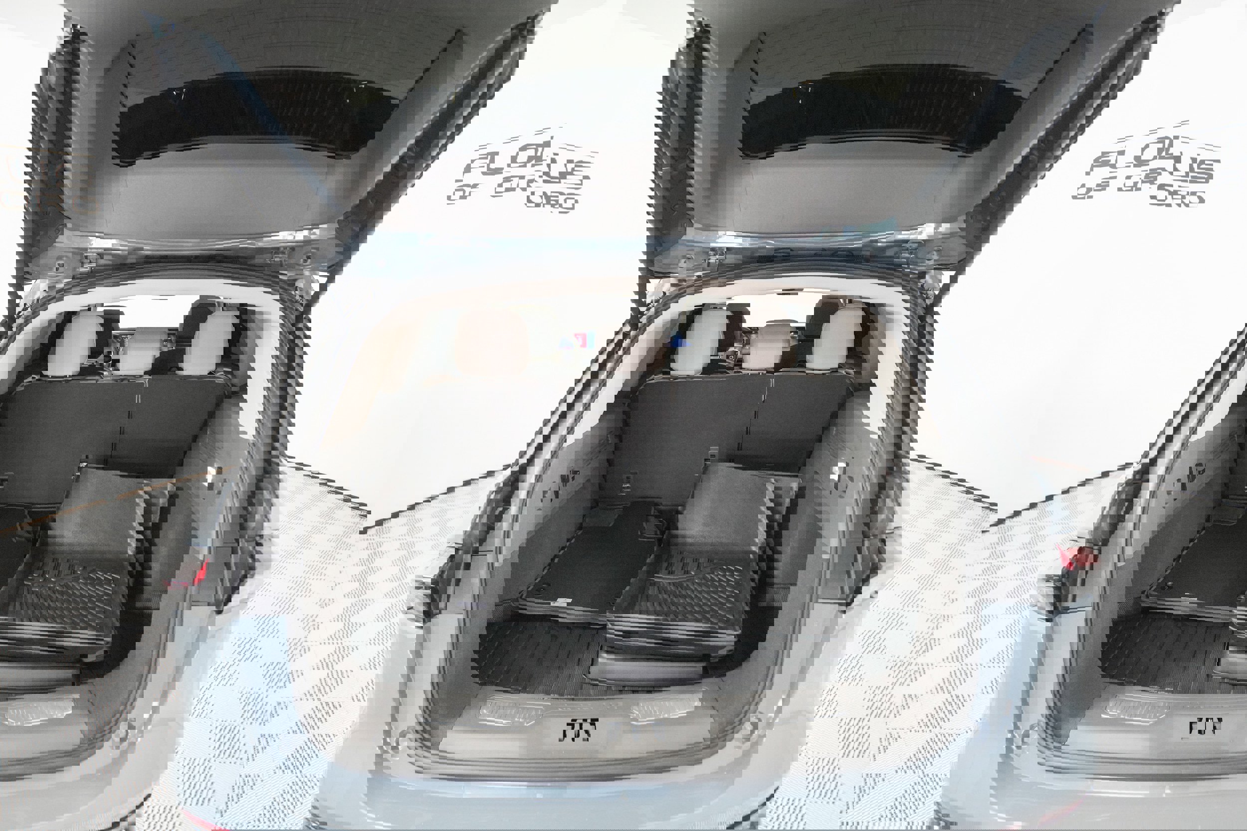 Used 2025 Lincoln Nautilus Reserve image 22