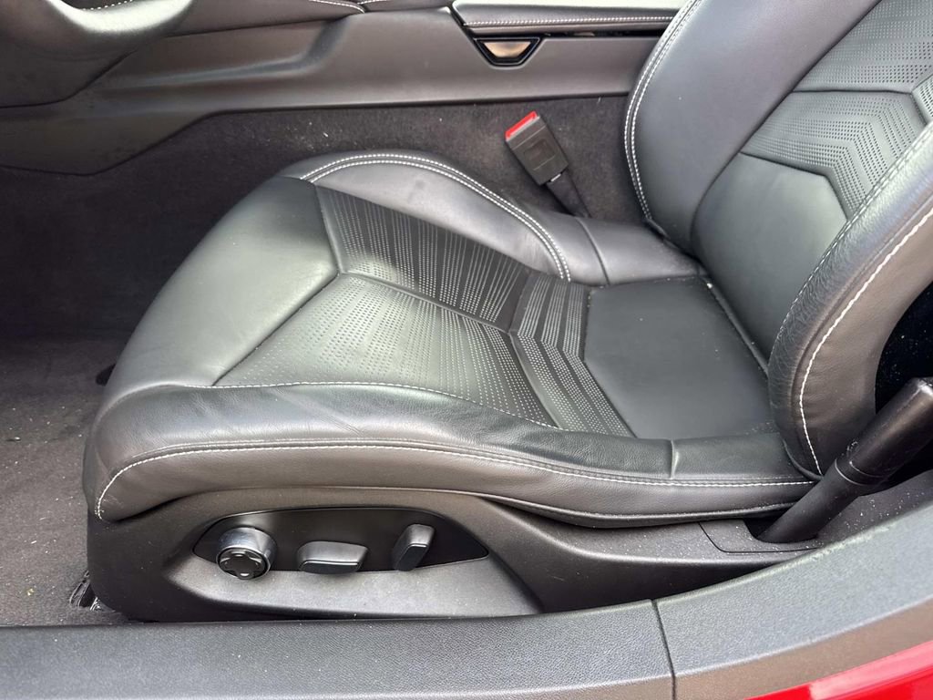 Used 2023 Chevrolet Corvette Stingray Preferred Cpe w/ Z51 Performance Package RWD image 16