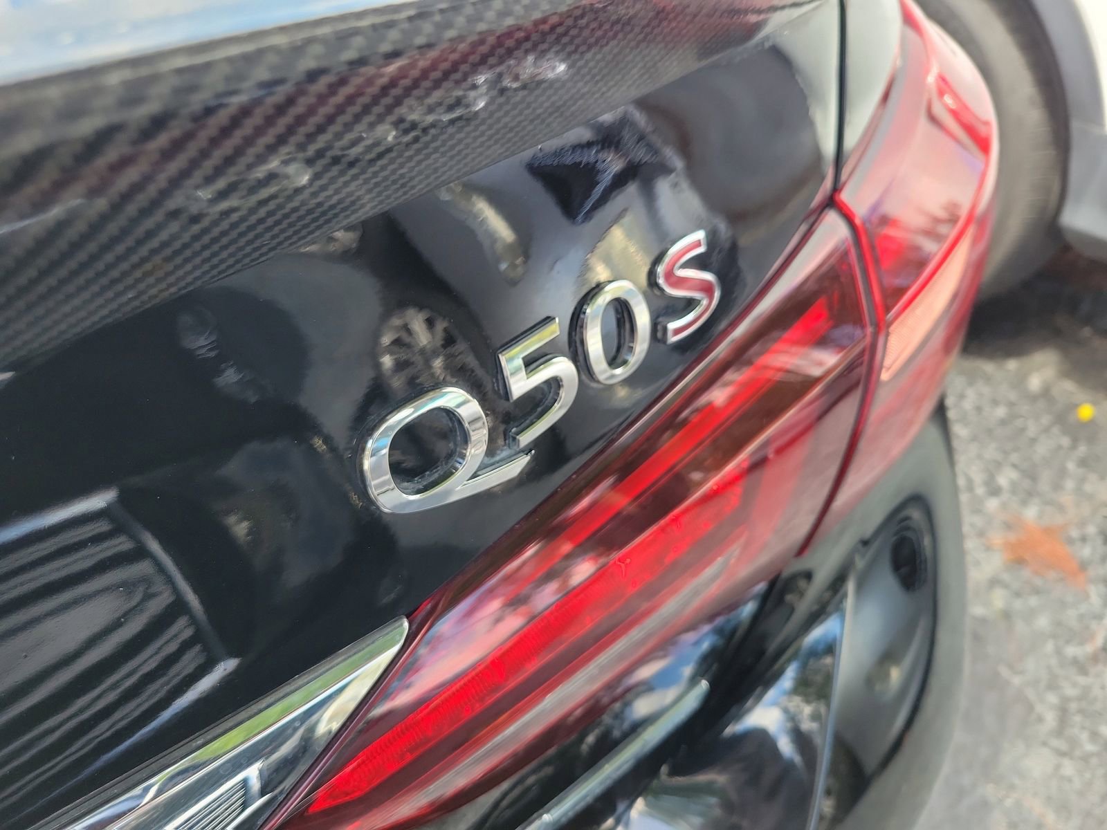 Used 2019 INFINITI Q50 Luxe w/ Essential Package (3.0T Luxe) AWD/4WD image 7
