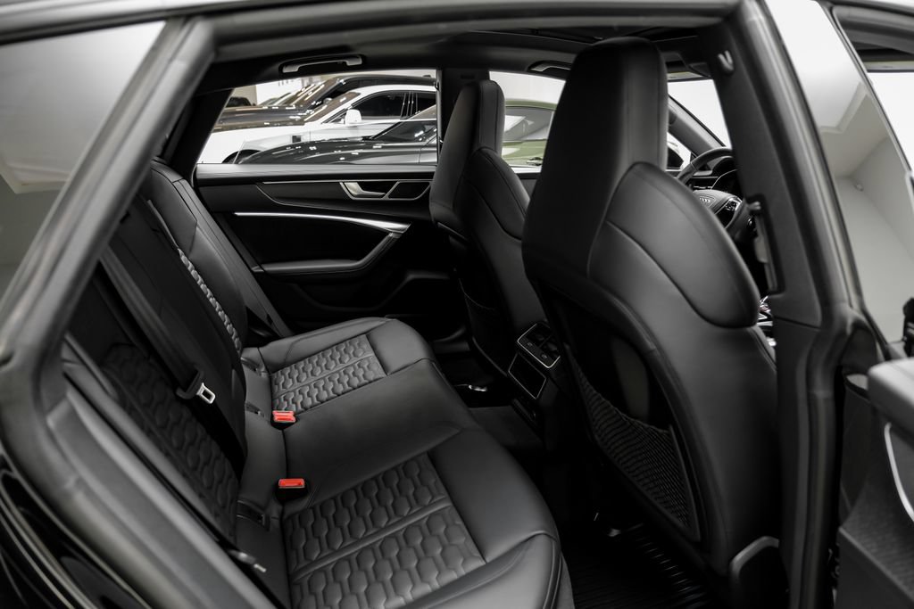 Used 2025 Audi RS 7 performance Sportback AWD/4WD image 37