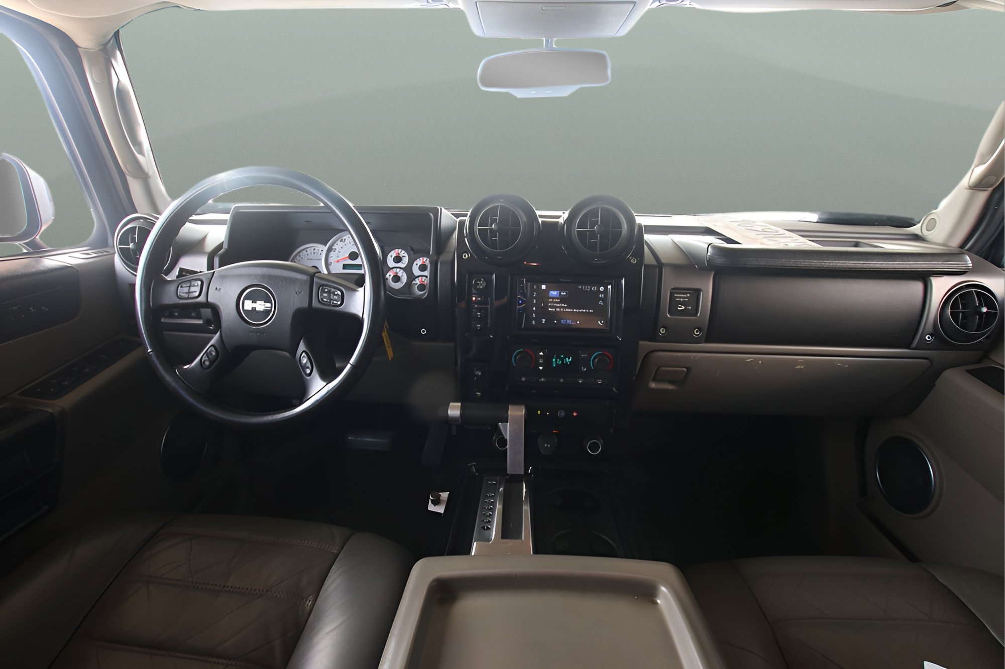 Used 2004 HUMMER H2 w/ Preferred Equipment Group AWD/4WD image 7