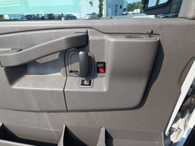 Used 2022 Chevrolet Express 2500 w/ Driver Convenience Package RWD image 10