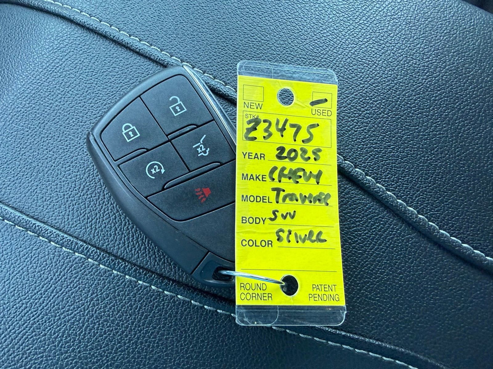 Used 2025 Chevrolet Traverse LT image 44