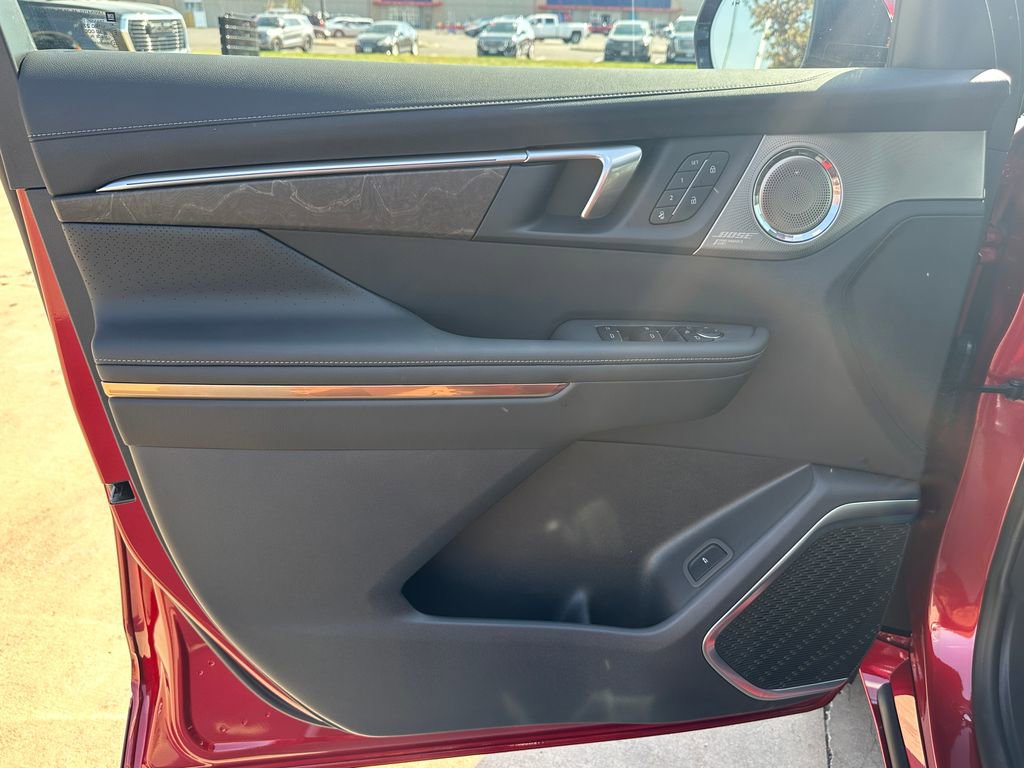 New 2026 Buick Enclave Avenir image 24