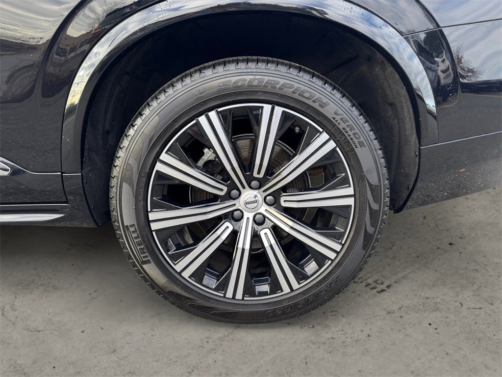 Certified 2024 Volvo XC90 B5 Core w/ Protection Package Premier image 7