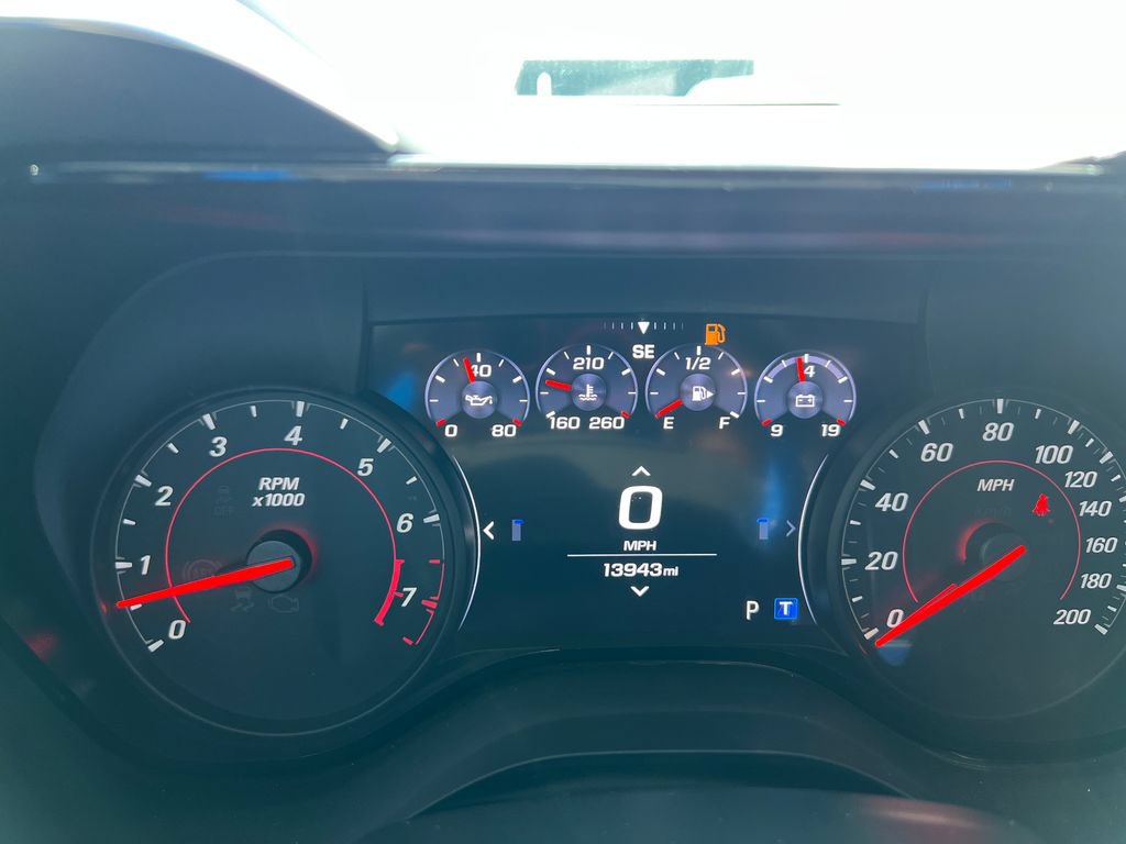 Used 2021 Chevrolet Camaro SS RWD image 18