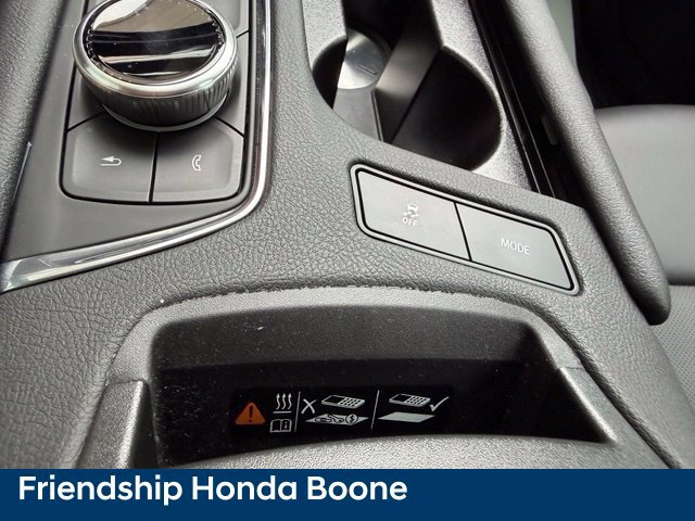 Used 2024 Cadillac XT6 Sport w/ Technology Package AWD/4WD image 38