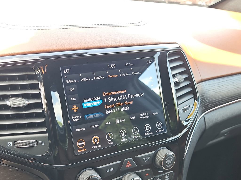 Used 2020 Jeep Grand Cherokee Summit image 25