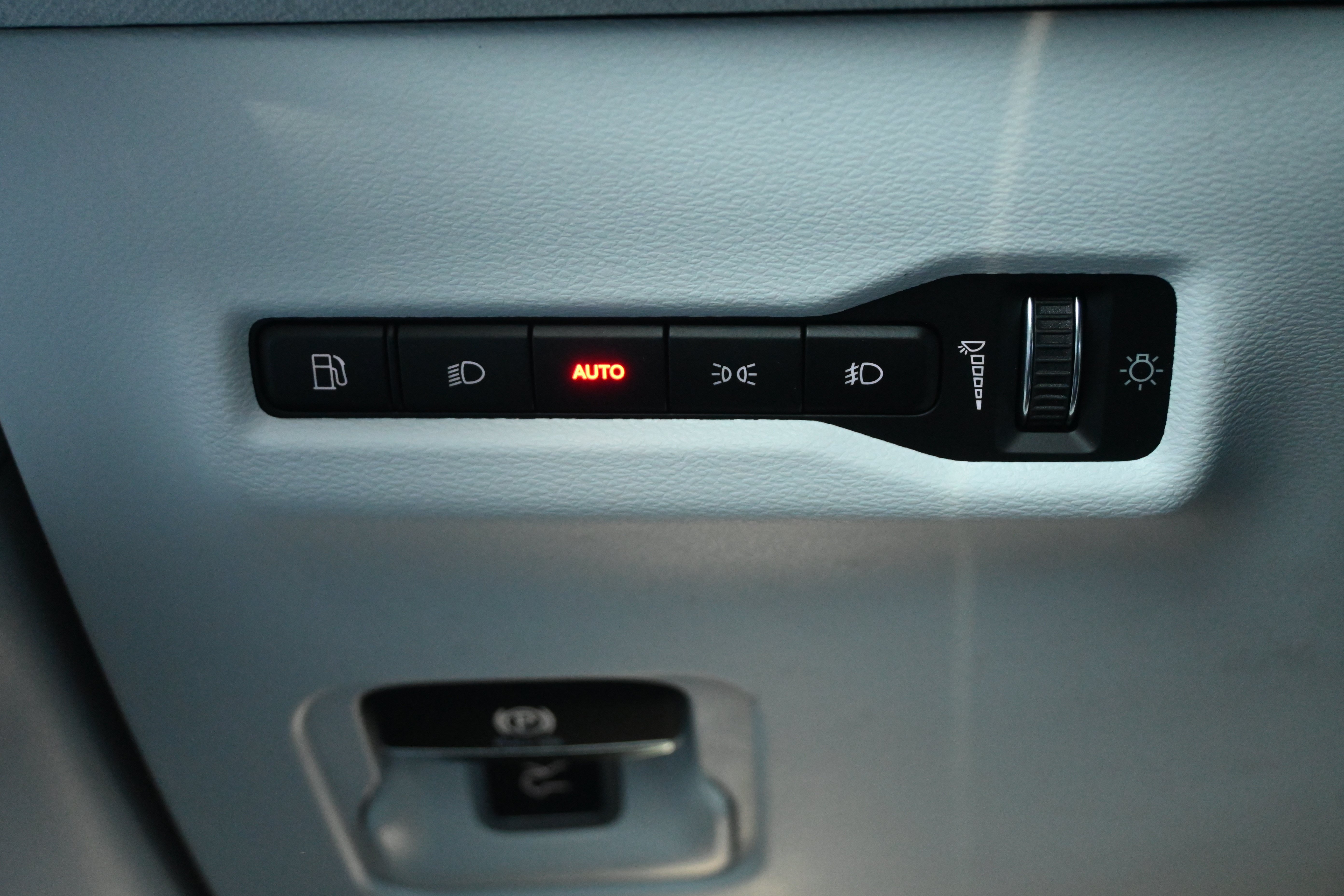 New 2026 Jeep Cherokee Laredo AWD/4WD image 28