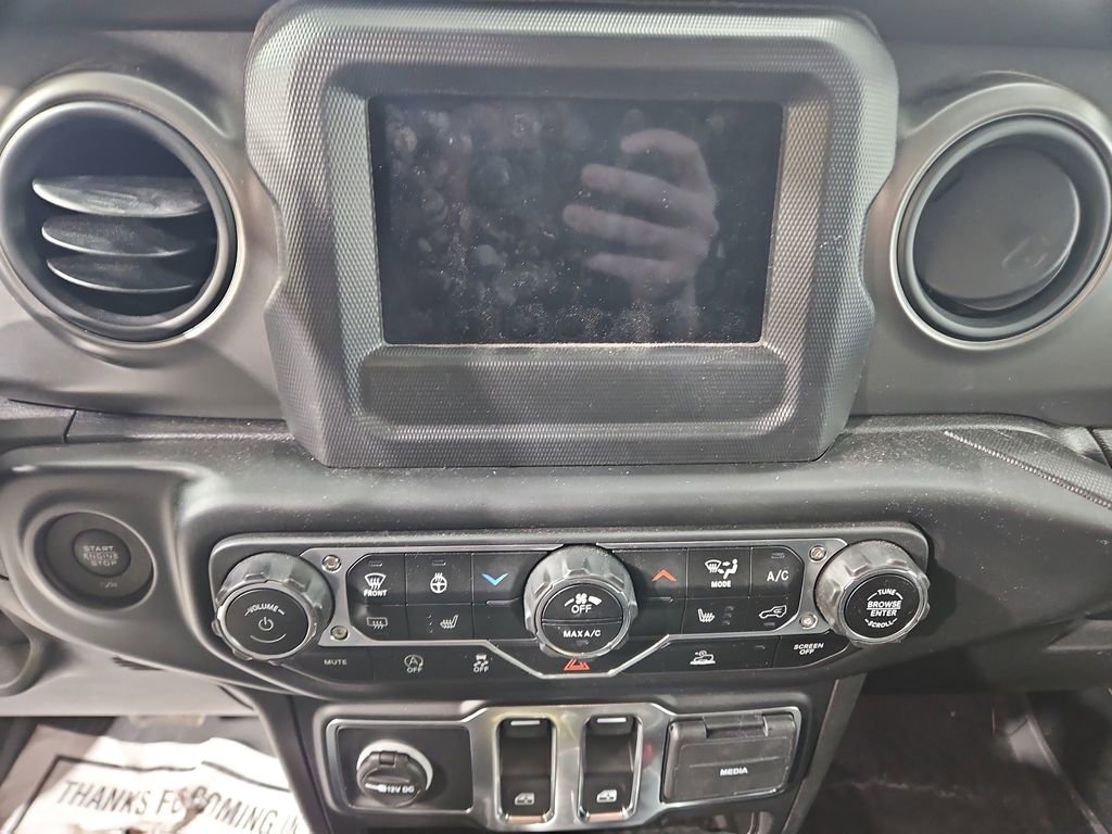 Used 2022 Jeep Wrangler Sport S image 19