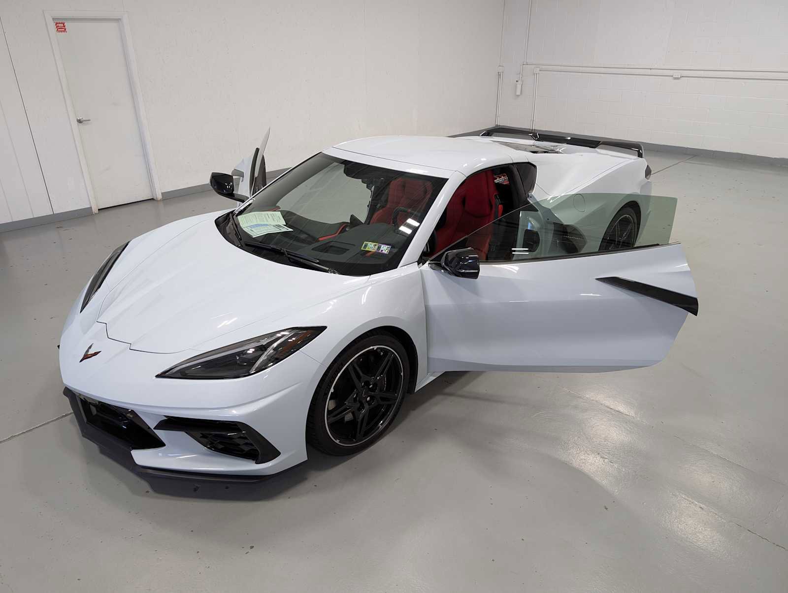 Used 2020 Chevrolet Corvette Stingray Preferred Cpe w/ 2LT Preferred Equipment Group RWD image 15