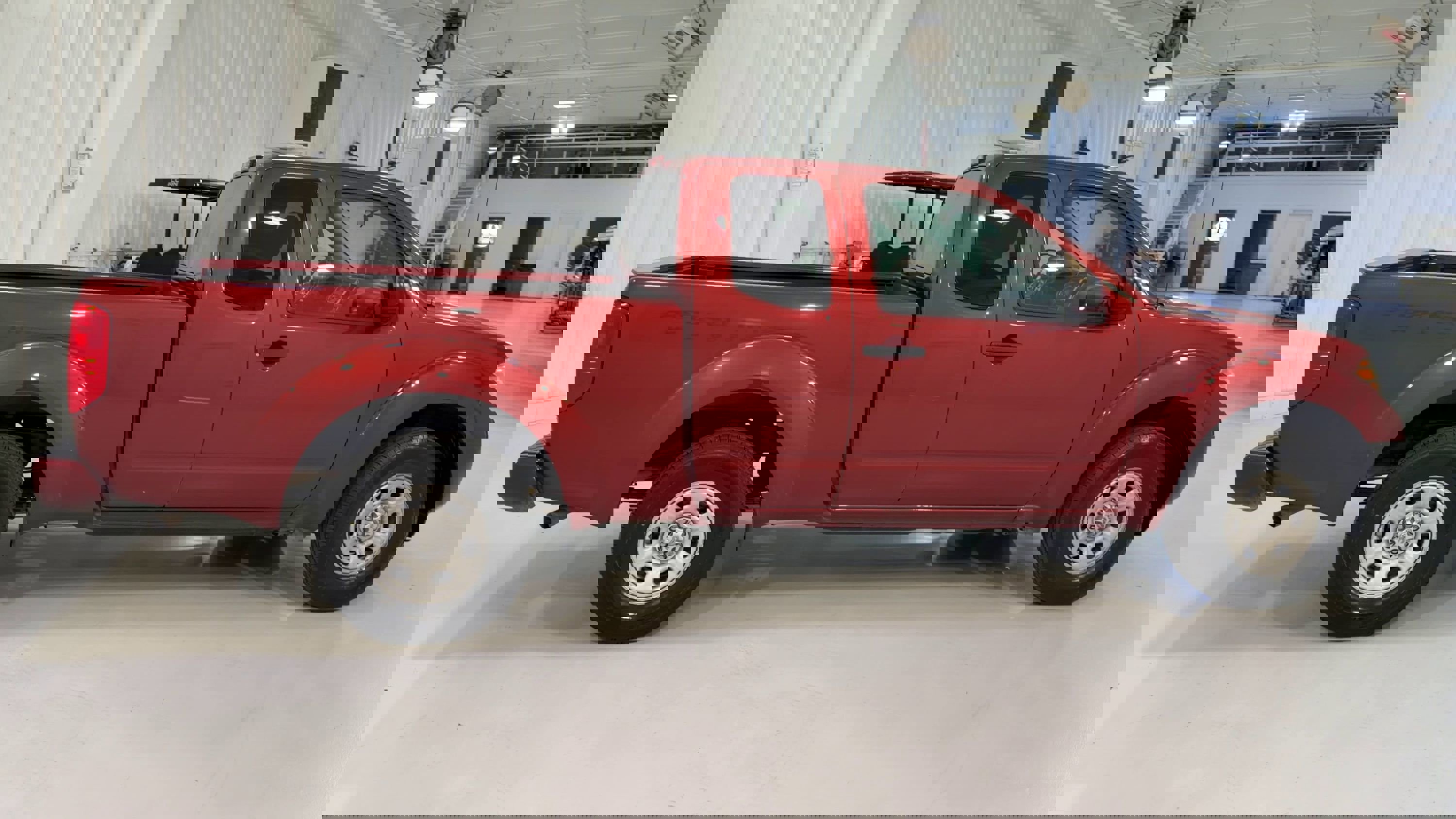 Used 2017 Nissan Frontier S RWD image 2