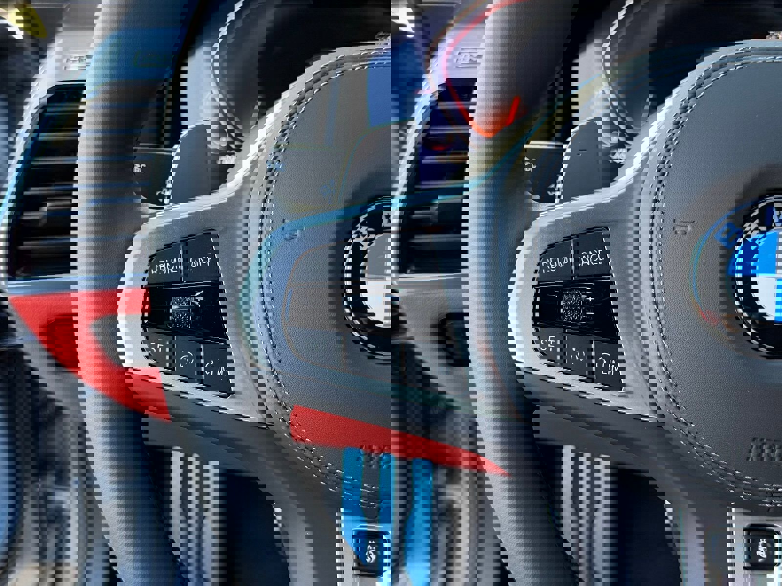 New 2026 BMW 840i Convertible image 23