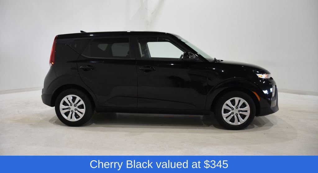 Used 2020 Kia Soul LX image 3