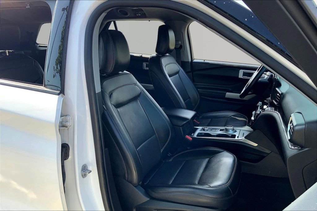Used 2022 Ford Explorer Limited w/ Equipment Group 301A image 20