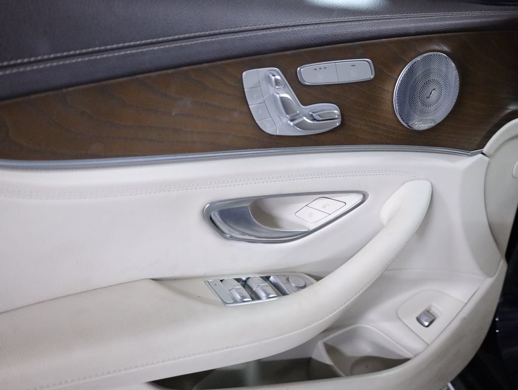 Certified 2018 Mercedes-Benz E 400 4MATIC Sedan image 9