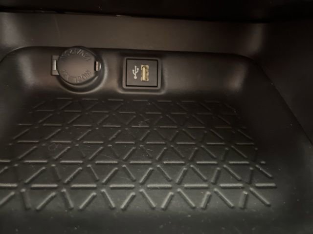 Used 2023 Toyota RAV4 LE FWD image 30