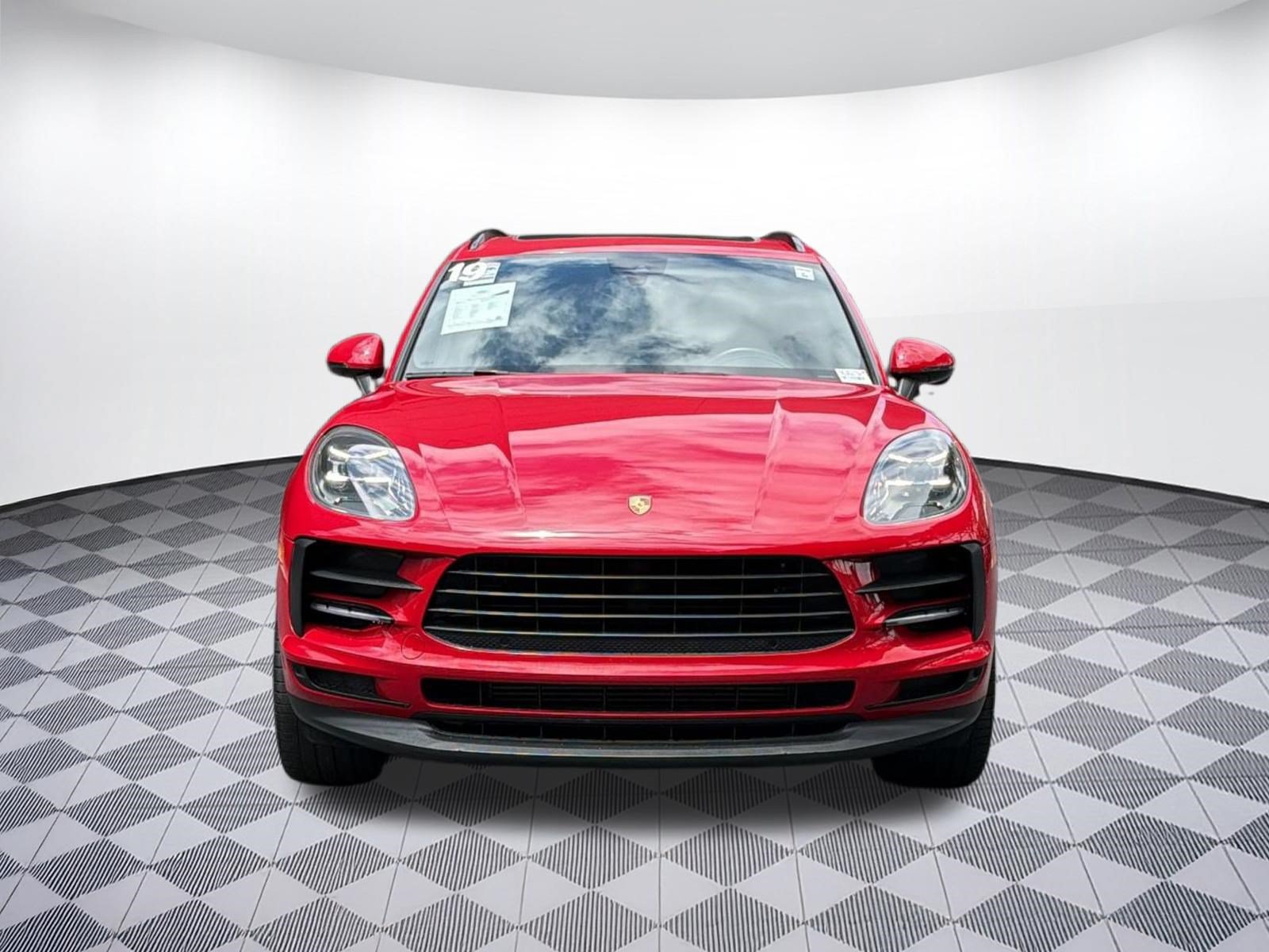 Used 2019 Porsche Macan AWD/4WD image 6