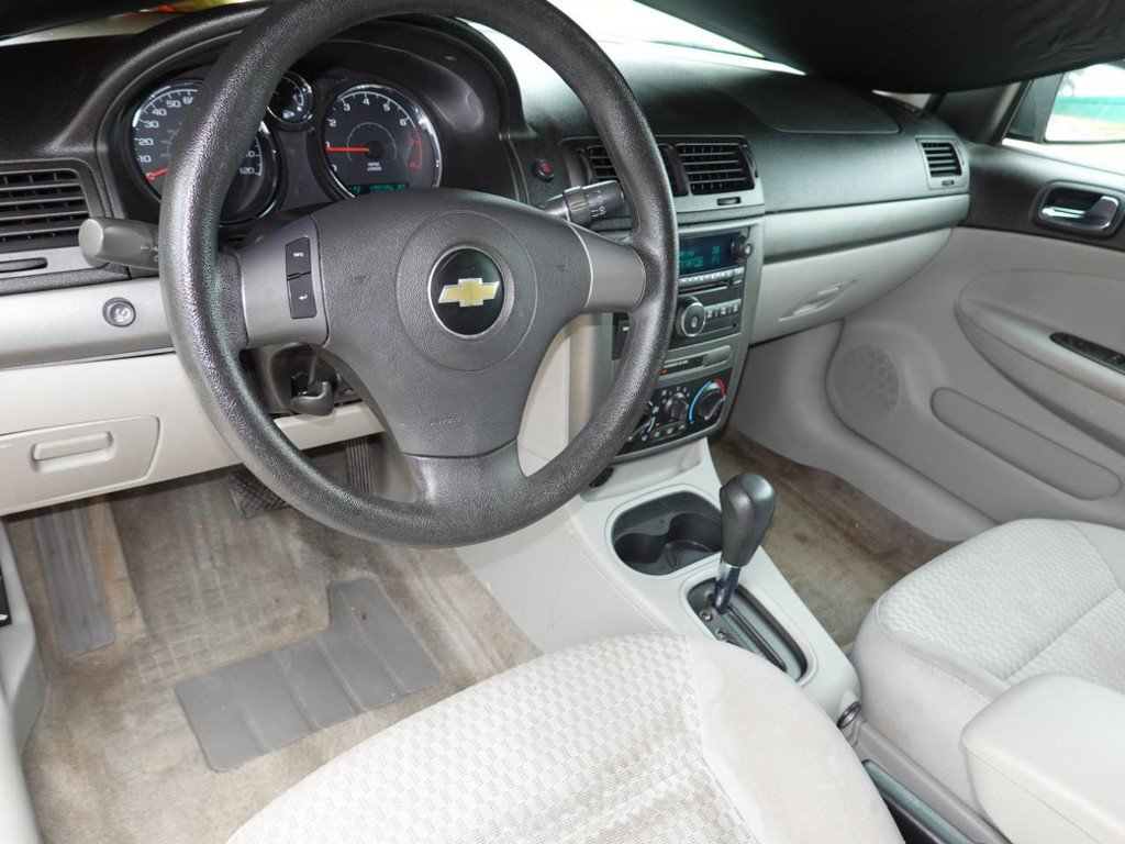 Used 2008 Chevrolet Cobalt LT FWD image 16