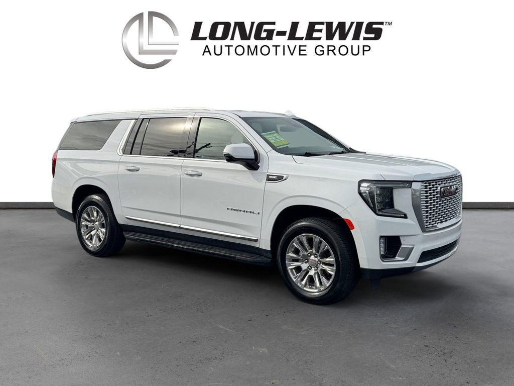 Used 2024 GMC Yukon XL Denali image 7