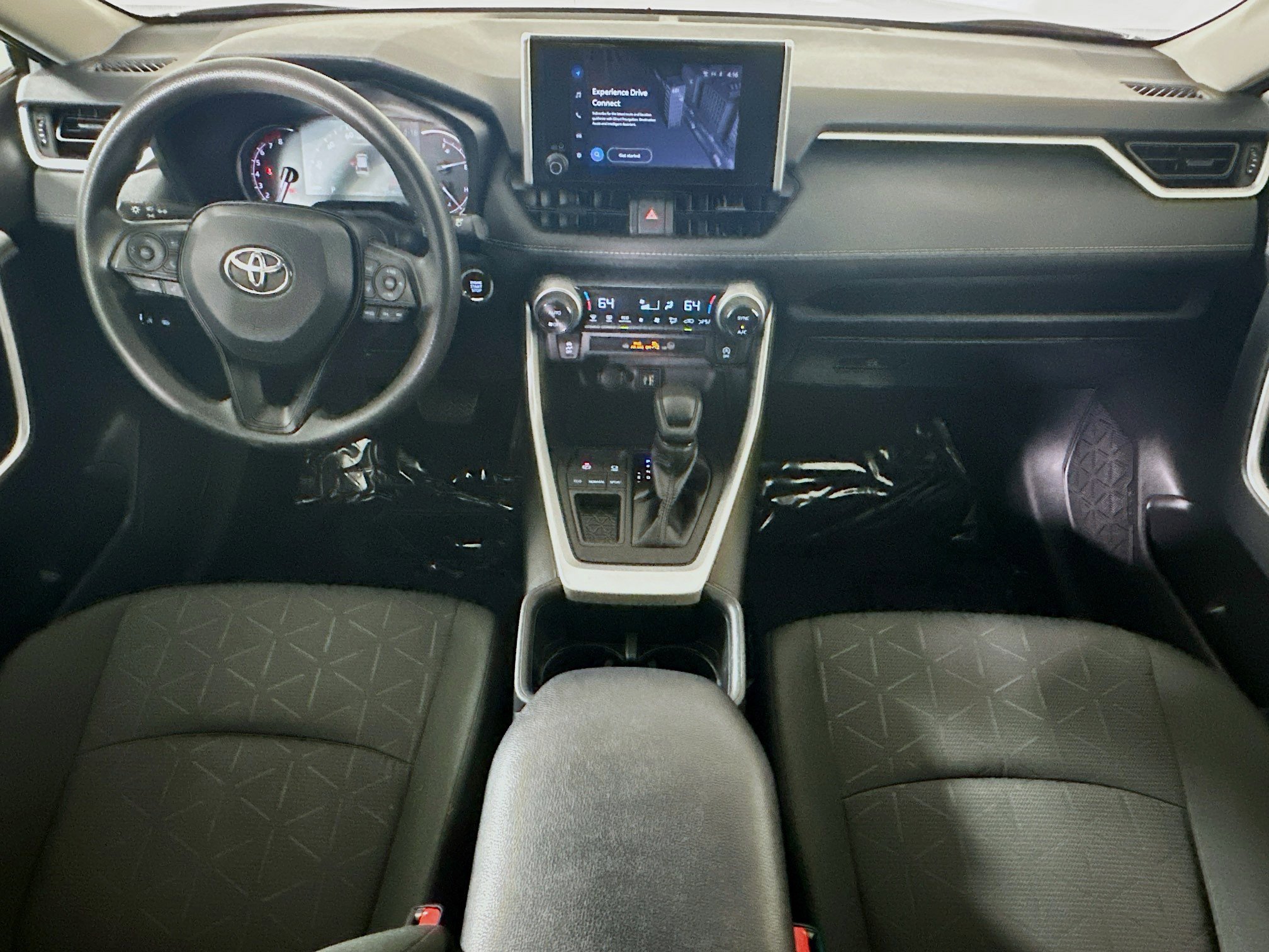 Used 2024 Toyota RAV4 XLE image 27