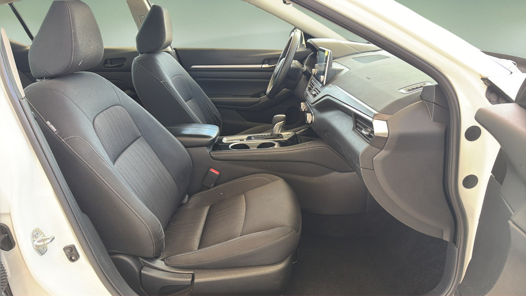 Used 2023 Nissan Altima 2.5 SV AWD/4WD image 11