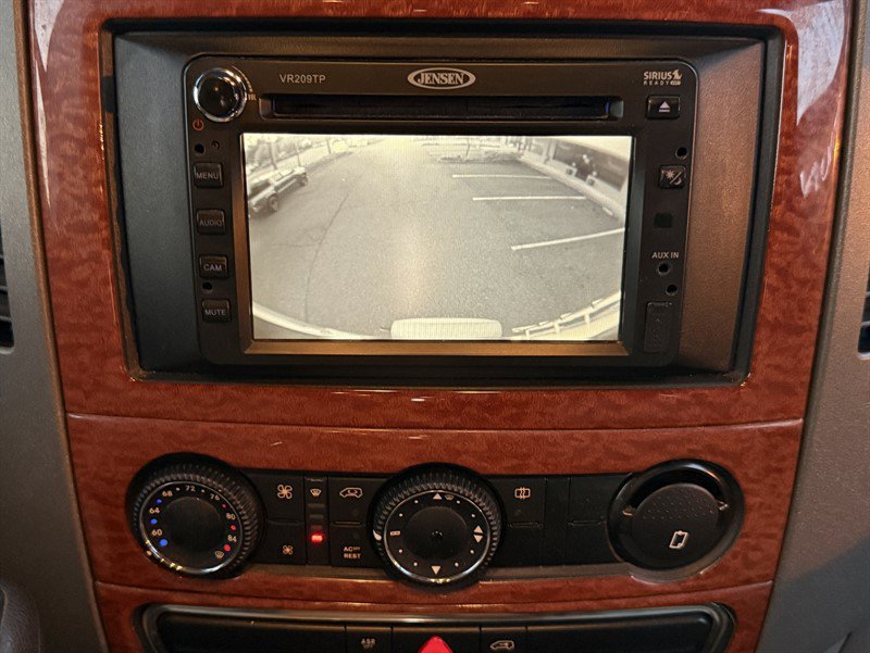Used 2008 Dodge Sprinter 3500 RWD image 11
