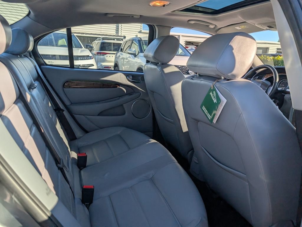 Used 2004 Jaguar X-TYPE 3.0 image 16