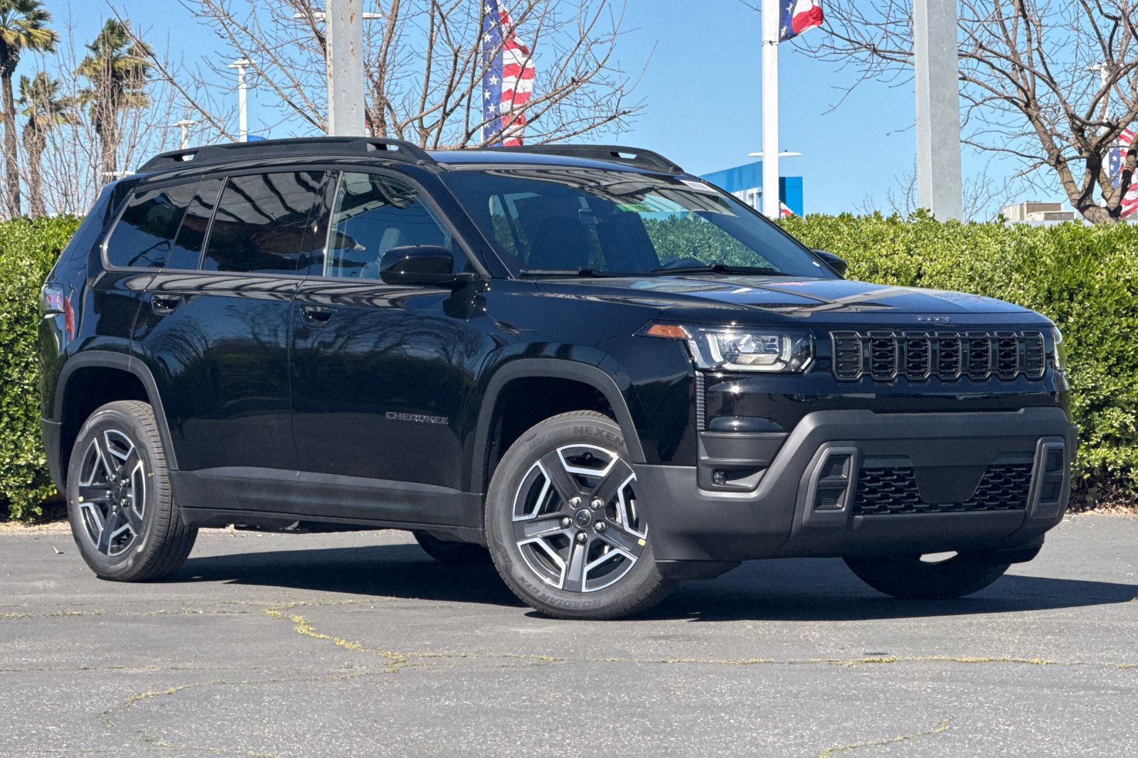 New 2026 Jeep Cherokee Laredo image 2