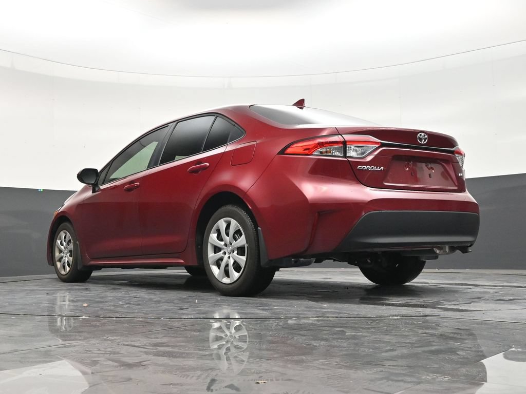 Used 2025 Toyota Corolla LE FWD image 22