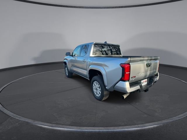 Used 2025 Toyota Tacoma SR5 image 11