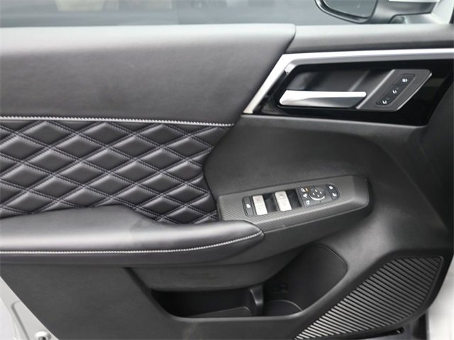 New 2025 Mitsubishi Outlander SEL image 5