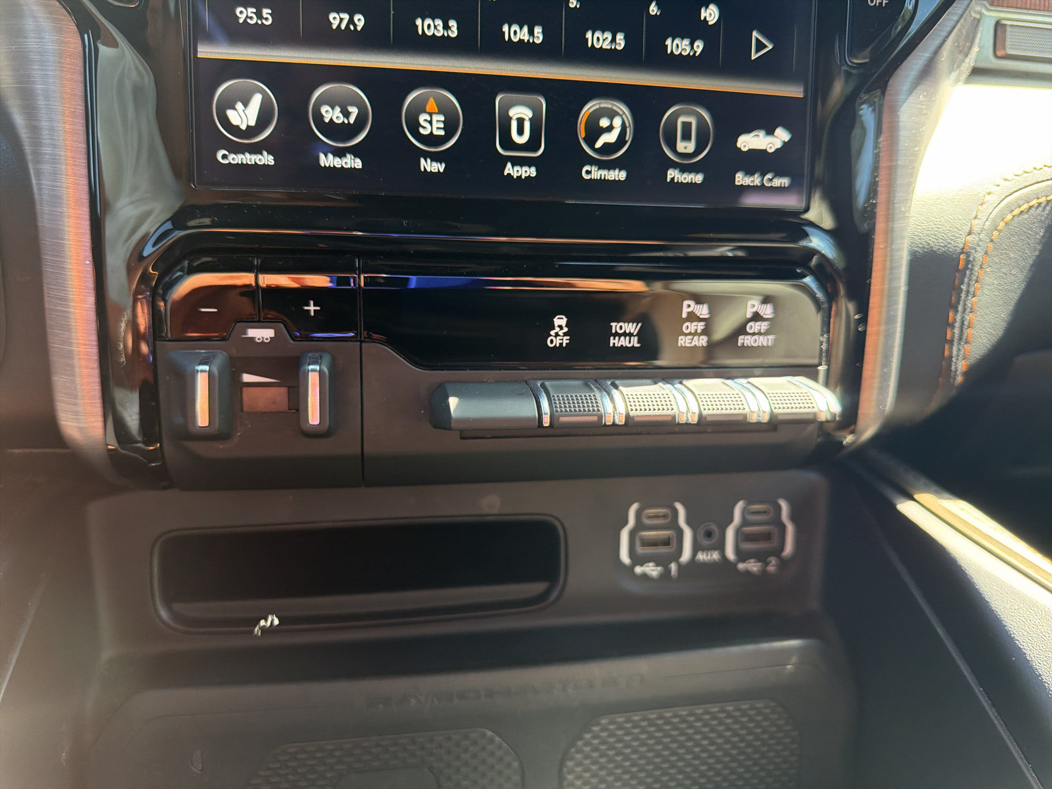 Used 2021 RAM 1500 Limited AWD/4WD image 17