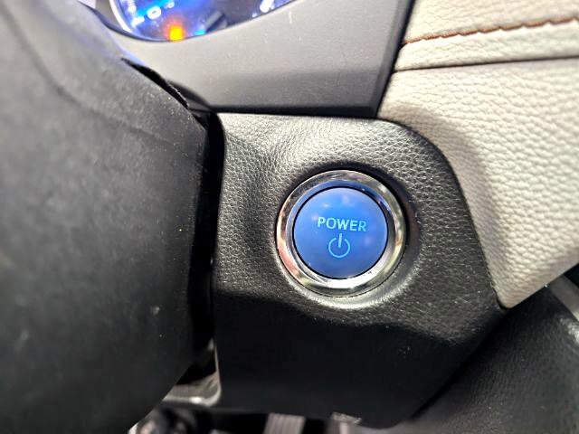 Used 2022 Toyota RAV4 XLE Premium image 22