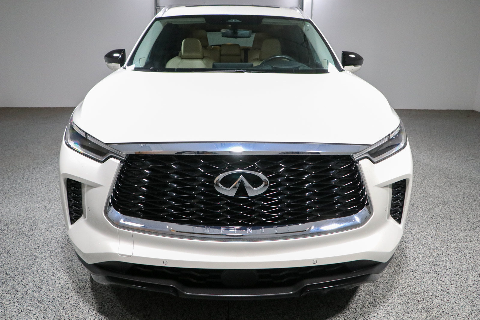 Used 2023 INFINITI QX60 Luxe w/ Vision Package AWD/4WD image 4