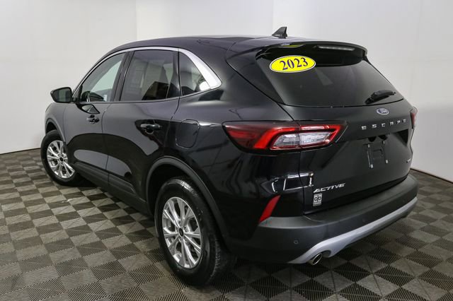 Used 2023 Ford Escape Active w/ Tech Pack #1 AWD/4WD image 7