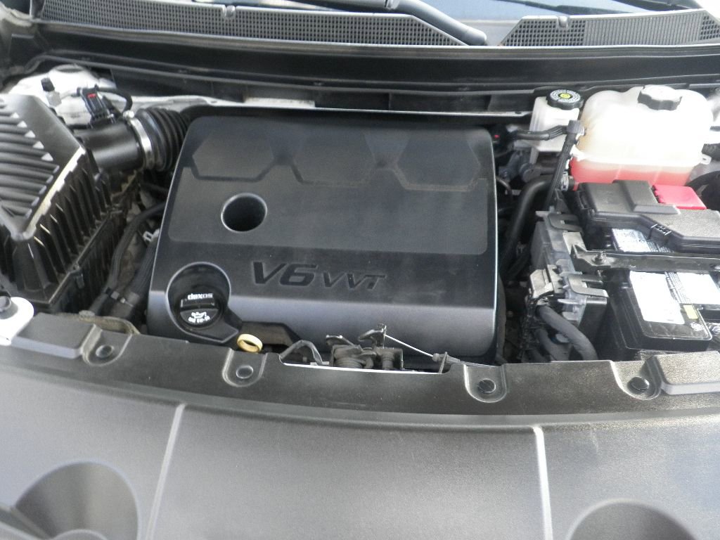 Used 2021 Chevrolet Traverse LS w/ LPO, Cargo Package image 11