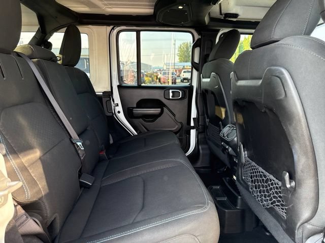Used 2024 Jeep Wrangler Unlimited Rubicon 4xe AWD/4WD image 13