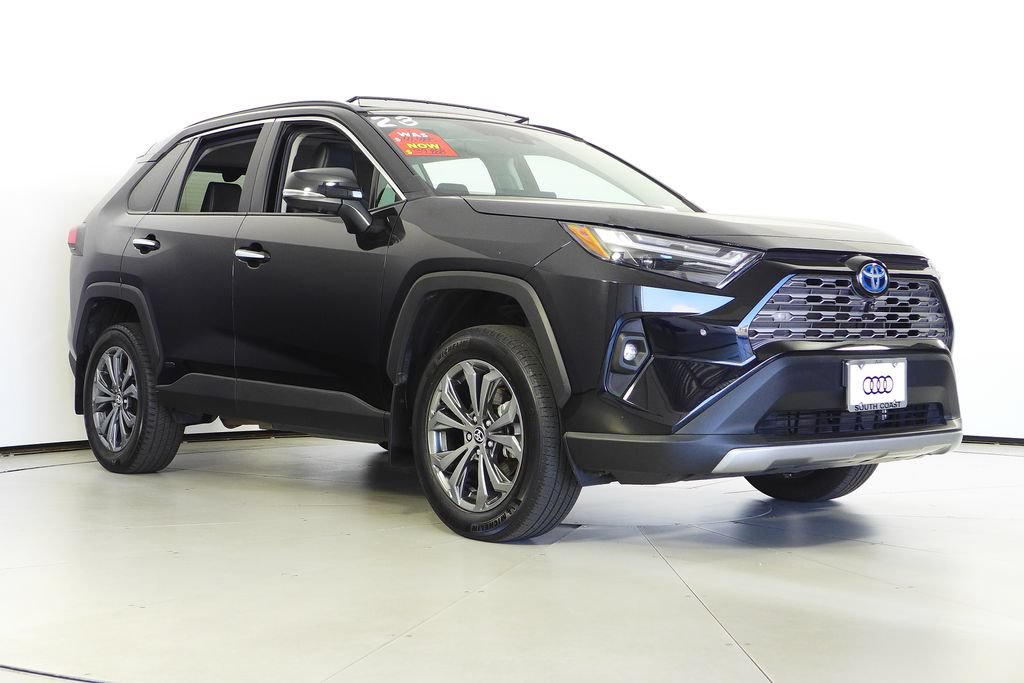 Used 2023 Toyota RAV4 Limited AWD/4WD image 4