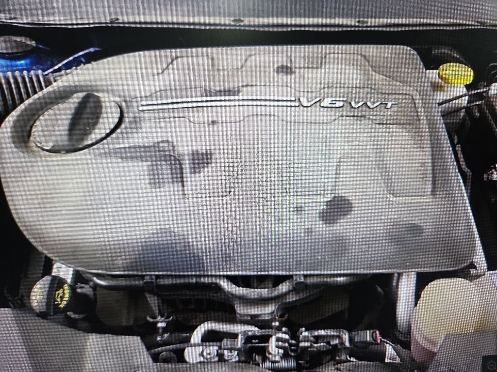 Used 2022 Jeep Cherokee Limited AWD/4WD image 18