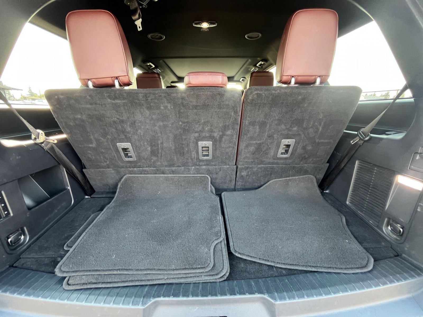 Used 2024 Ford Expedition Limited RWD image 35