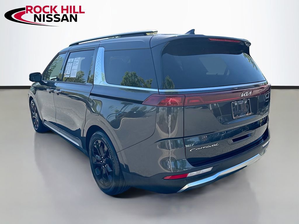 Used 2022 Kia Carnival SX image 5