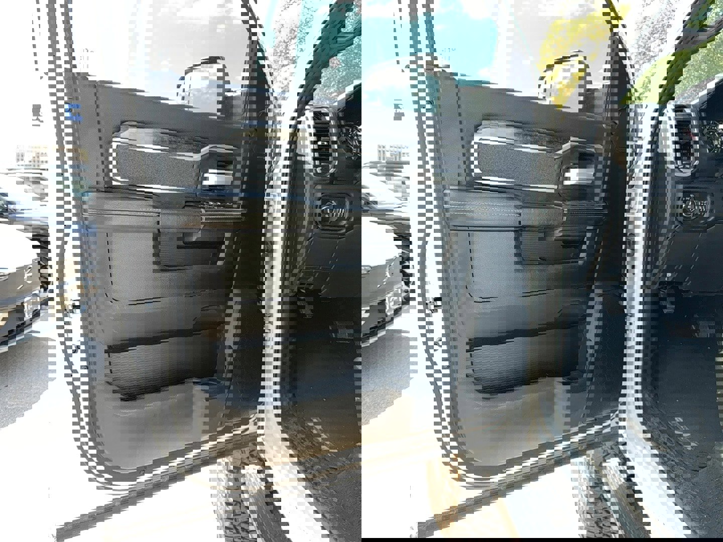 Used 2019 RAM 2500 Big Horn image 10