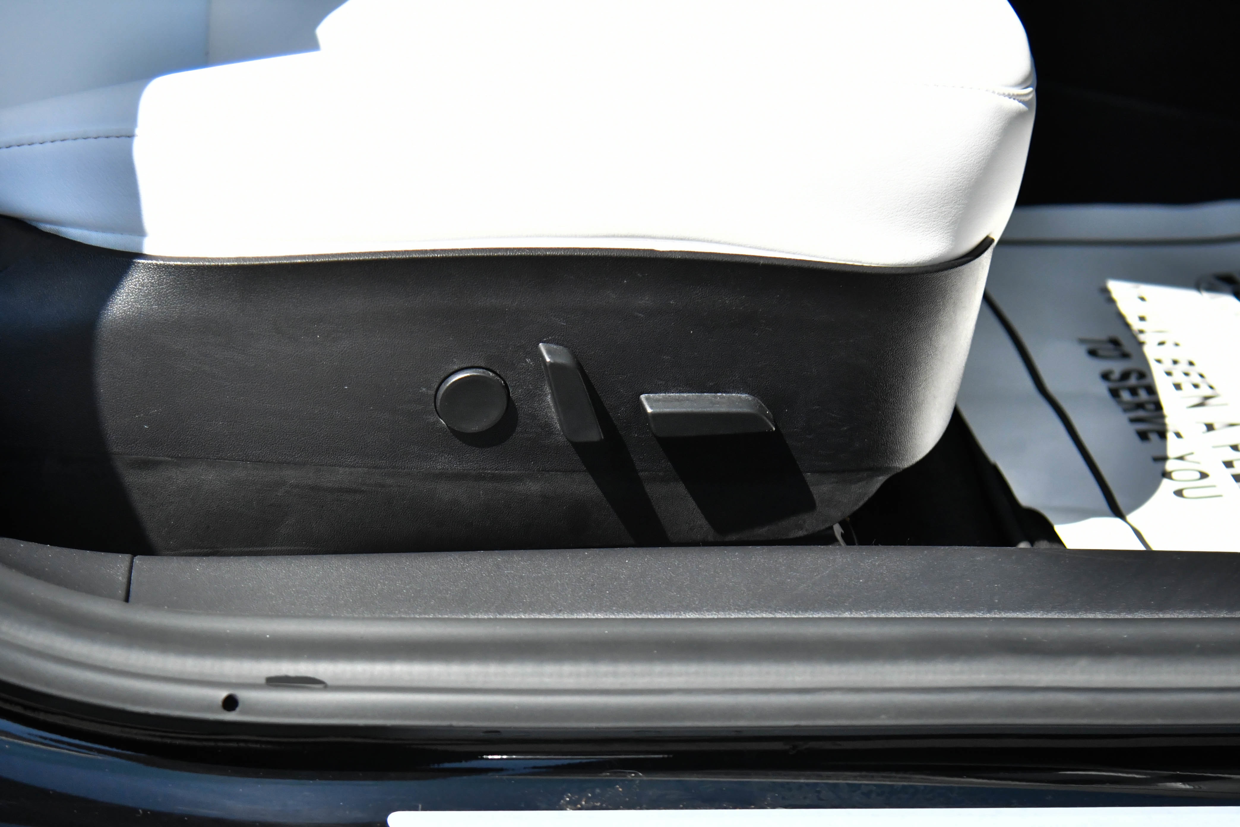 Used 2018 Tesla Model 3 Long Range image 41